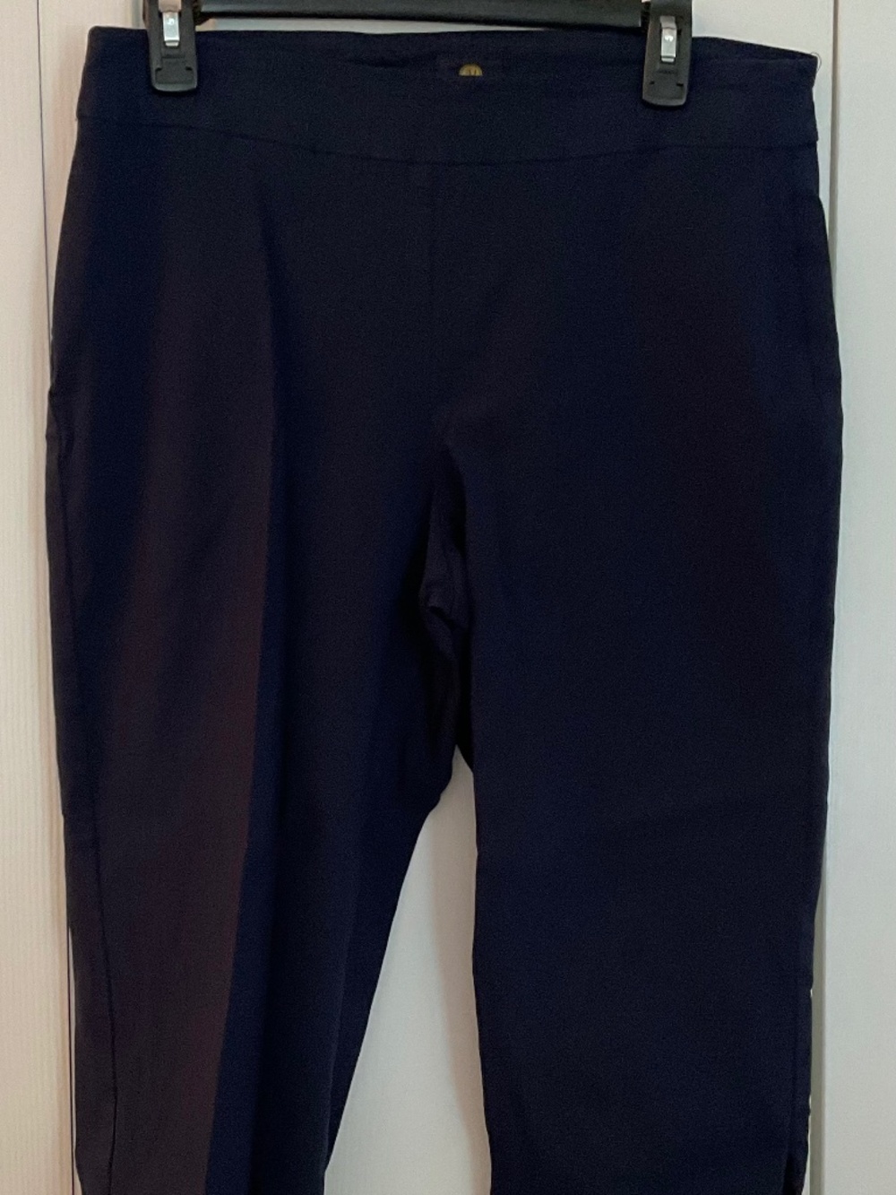 Women’s Capri pants by JM Collection Navy Blue size Petite Large